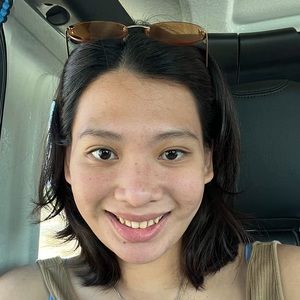 Meet your Posher, Camille